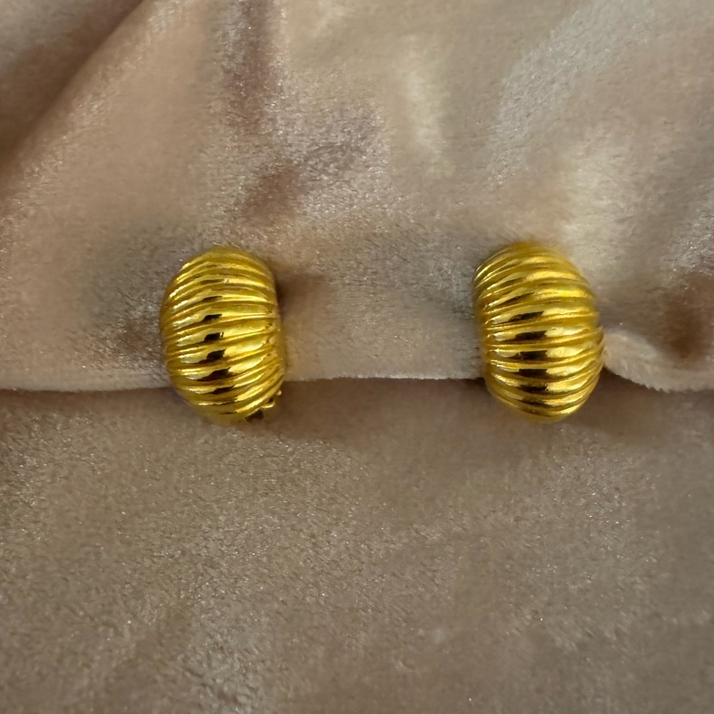 Christian Dior Vintage Clip-on Earrings